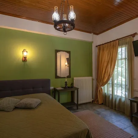 Alexandra 3*