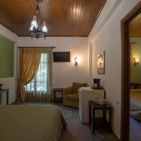 Alexandra Guest house Eptalofos