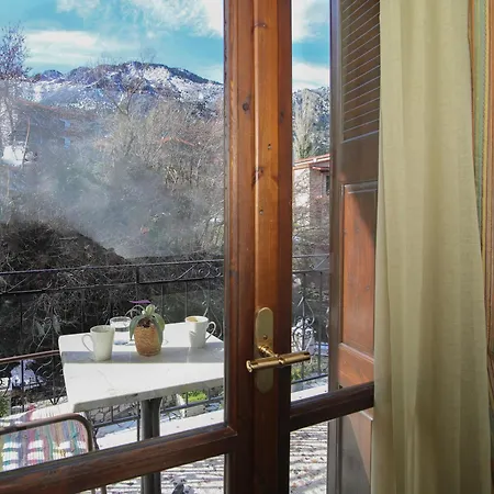 Guest house Alexandra Eptalofos